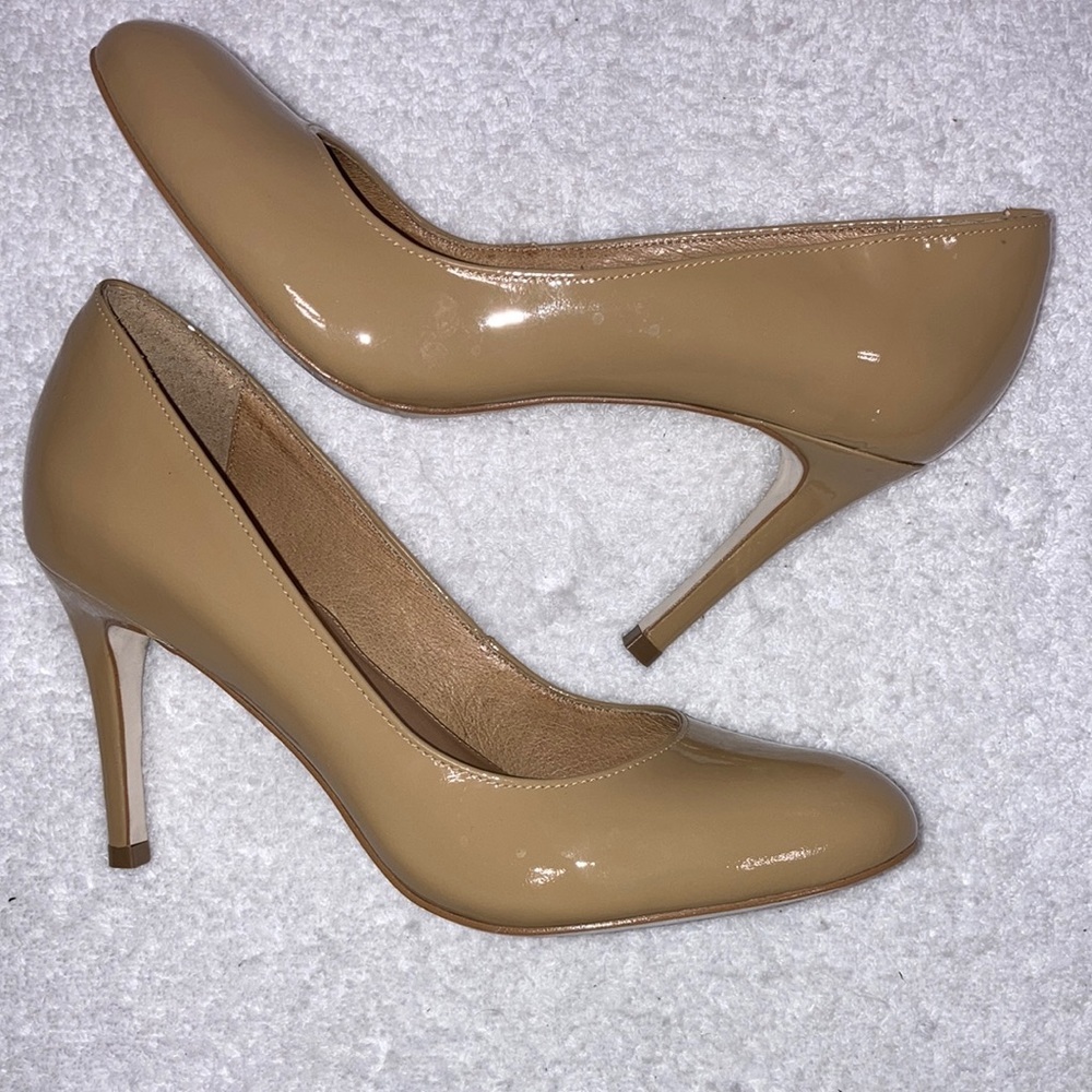 Corso como patent leather dress pump round toe beige 8